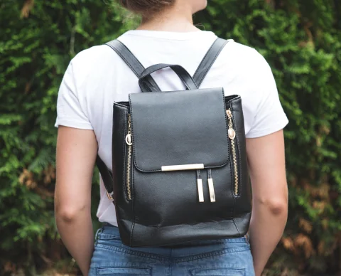 Black gold fashion backpack 3
